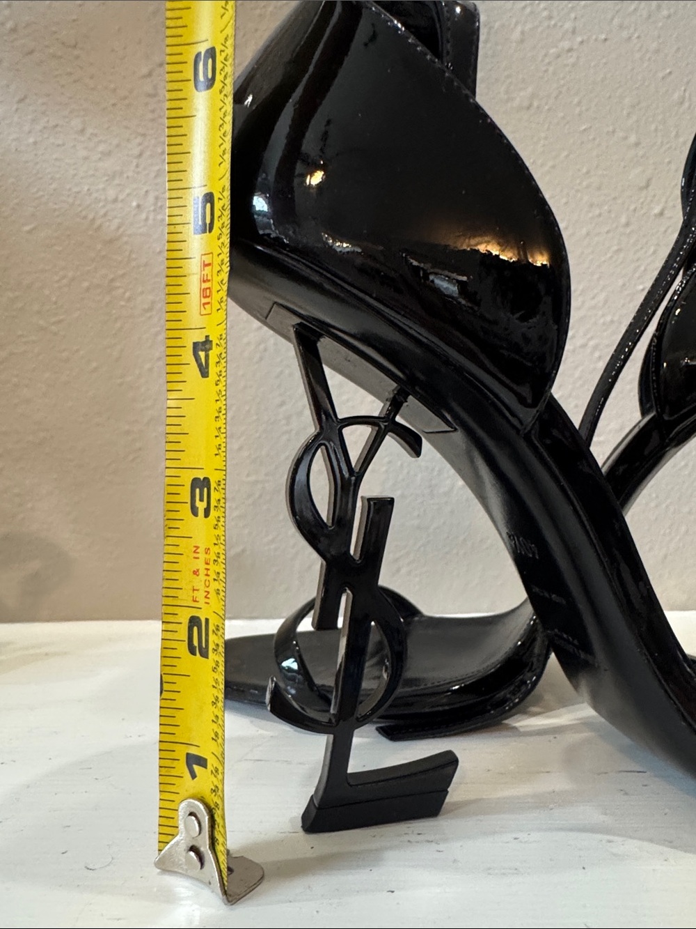 Saint Laurent Black Patent Logo-Heel Strappy Sandals - Picture 4 of 11